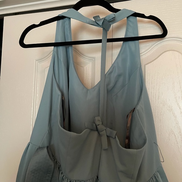 Vera Wang Bridesmaid Dress Size 18 - Picture 3 of 6